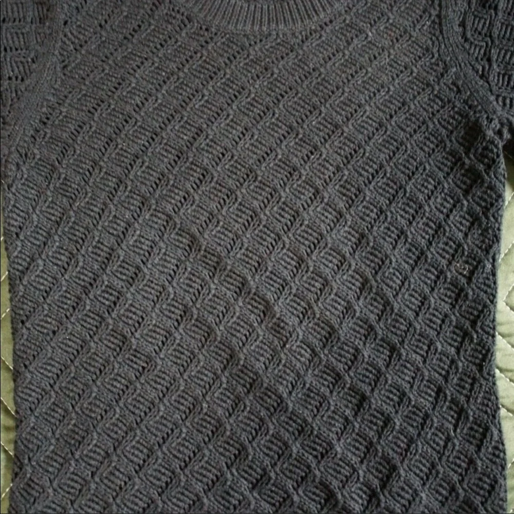 ❌SOLD❌ Banana Republic Cable Knit Woven Honeycomb Sweater - Picture 3 of 6